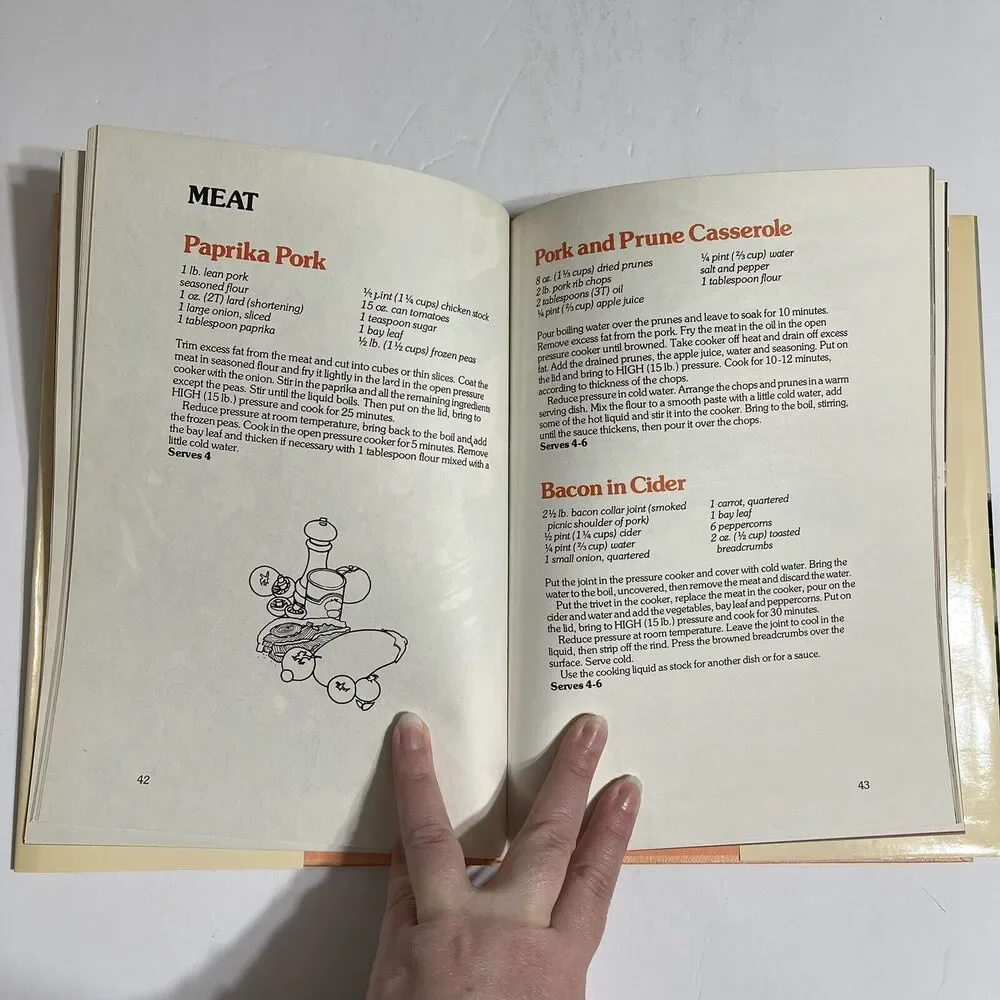 The Color Book of Pressure Cooking Edited by Eileen Turner Hardcover Cookbook
